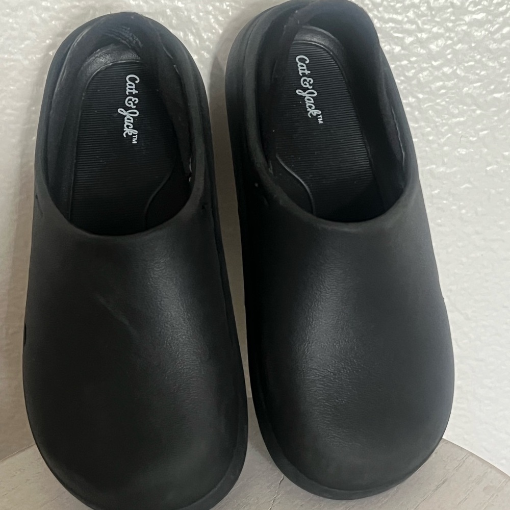Cat & Jack Boy Girls Black Rowan Pullon Watershoes sz 10